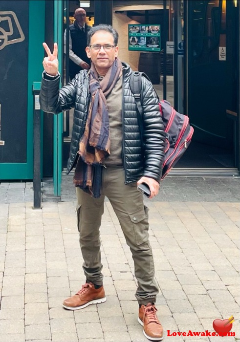 Terrerouge French Man from Mantes-la-Jolie