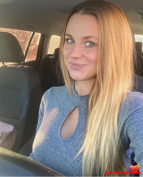 Annika4411 American Woman from Angier