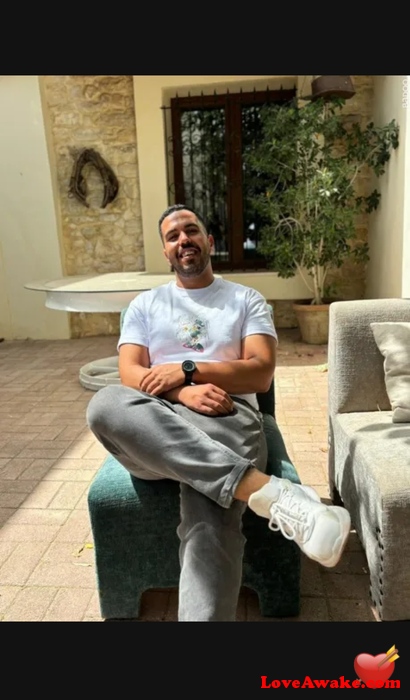 Faresalii Tunisian Man from Madanin