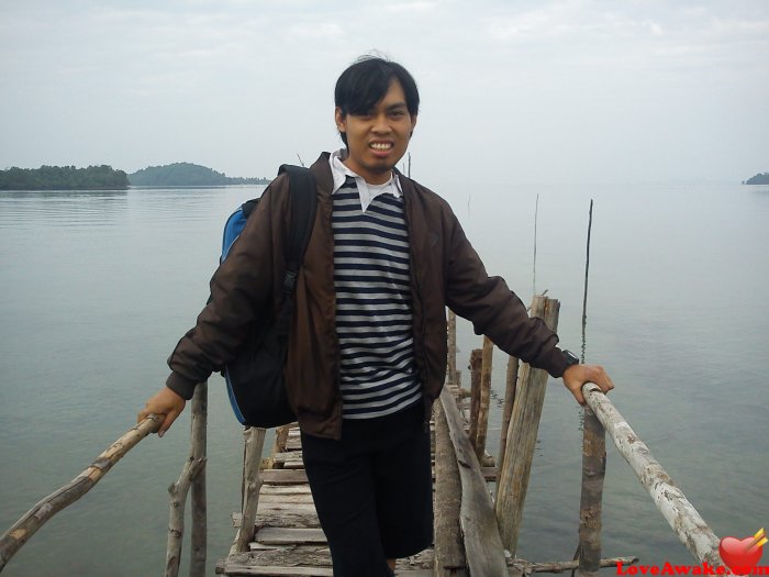 dredroid Indonesian Man from Batam Island