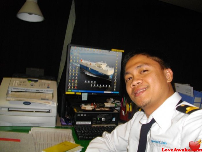 echosounder Filipina Man from Bacolod, Negros