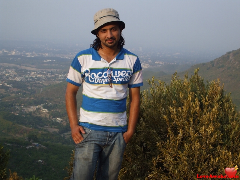 ibraralionline Pakistani Man from Gujrat