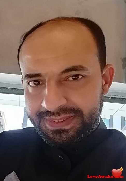 um2020ar Algerian Man from Alger (Algiers)
