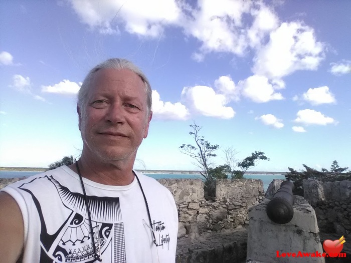 sek-im4u American Man from Tacoma