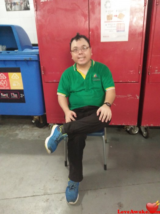 gonose Singapore Man from Sengkang