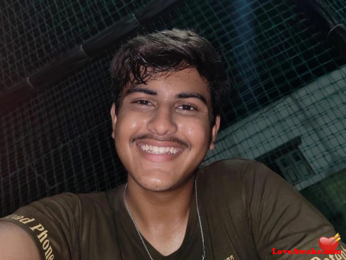 Tanishqqqqq Indian Man from Nagpur