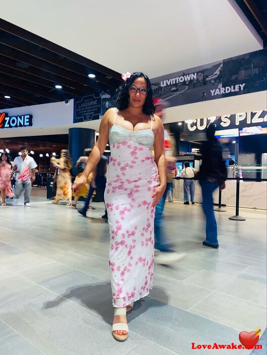 HotButtery American Woman from Washington