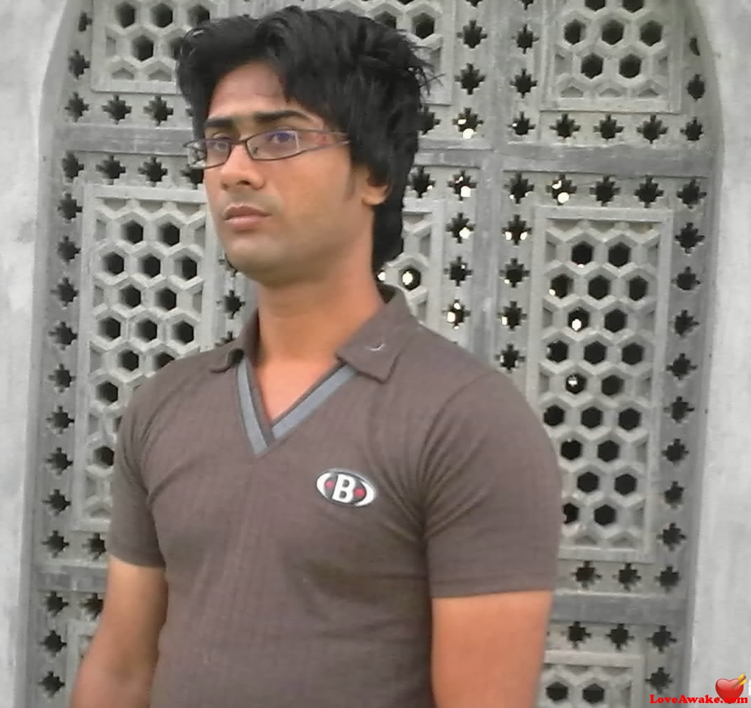 wellbornson Pakistani Man from Karachi