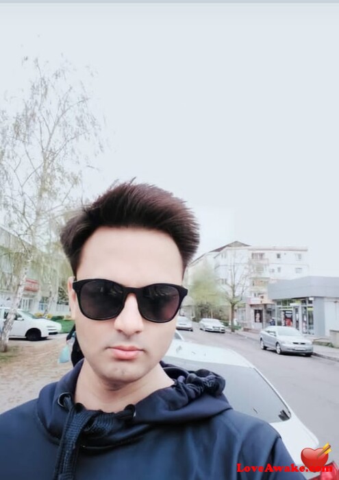 Niles99 Indian Man from Surat