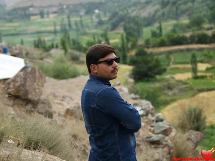 Muzammalshahzad Pakistani Man from Lahore