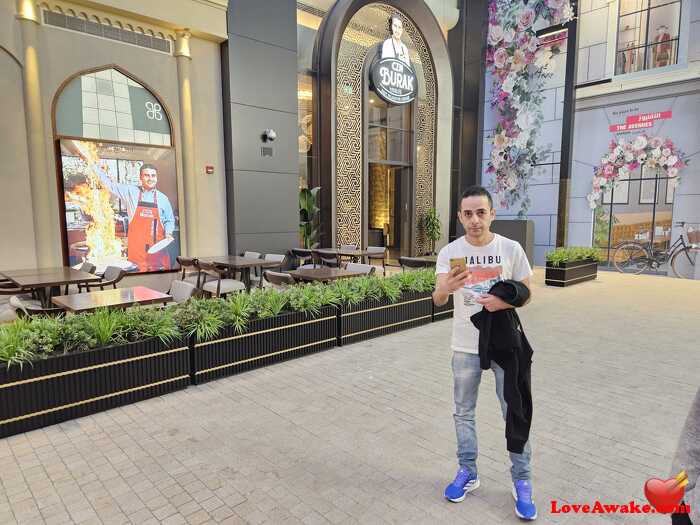 WaleedHussein Bahraini Man from Manama