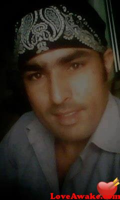 sak00n Pakistani Man from Karachi