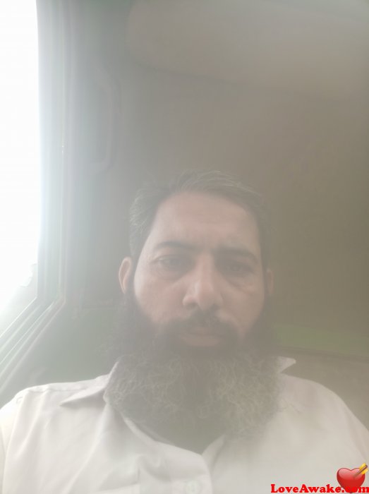 Raufal Pakistani Man from Lahore