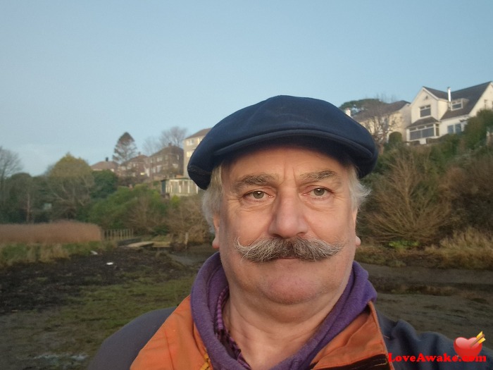 Hauso Irish Man from Ennis