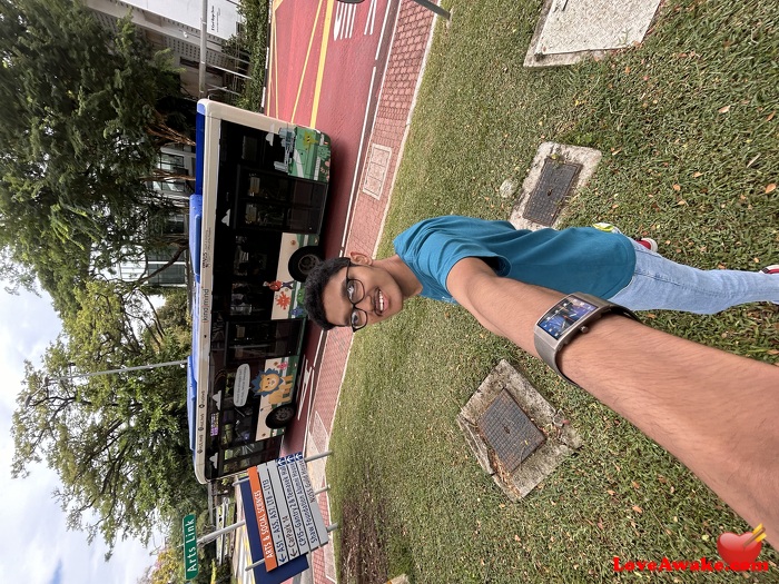 RelaxDude Singapore Man from Boon Lay Place