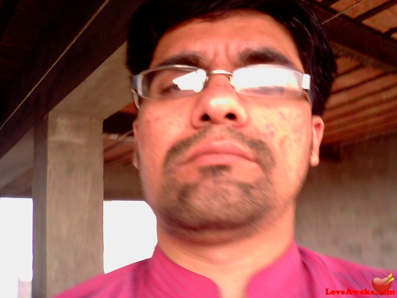 MirzaG Pakistani Man from Faisalabad