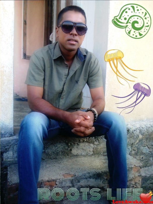 Waruka Sri Lankan Man from Colombo