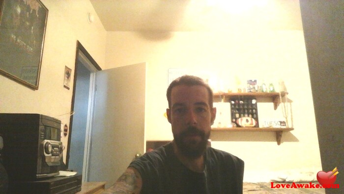 Azrocker89 American Man from Tucson