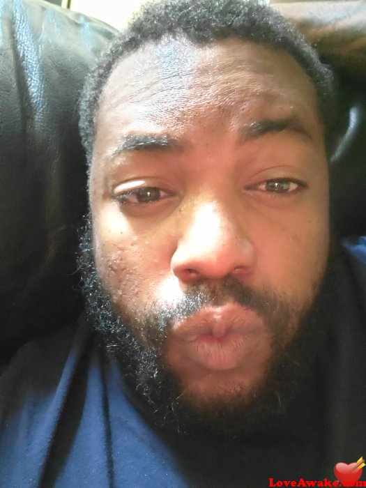 1biniz Jamaican Man from Kingston