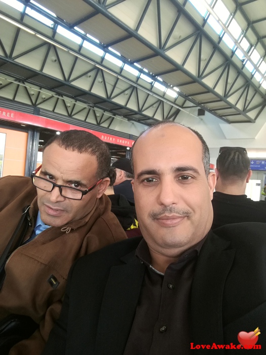 Omaralger Algerian Man from Alger (Algiers)