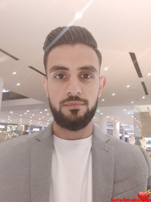 Nz123 UAE Man from Dubai