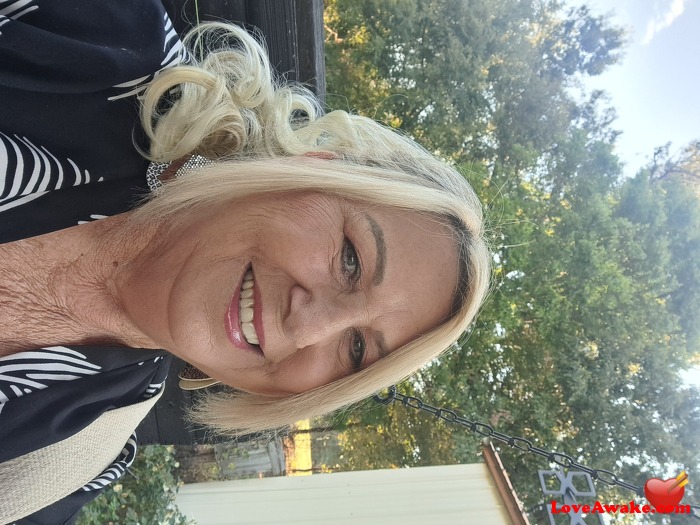 Kathymik American Woman from Canton