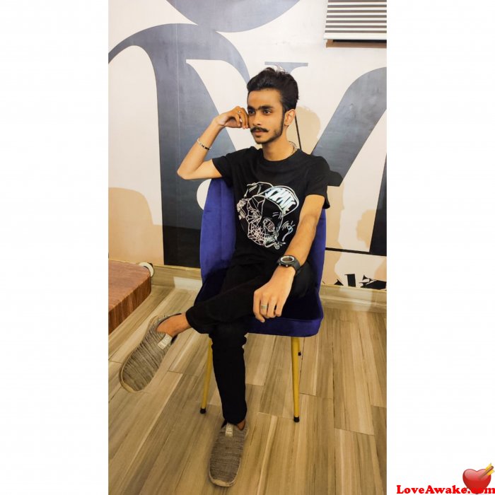 Arhamhs Pakistani Man from Karachi