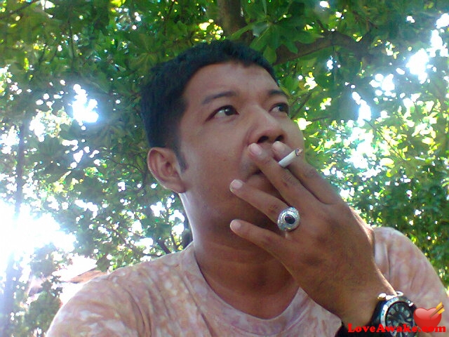 mondes Indonesian Man from Surabaya