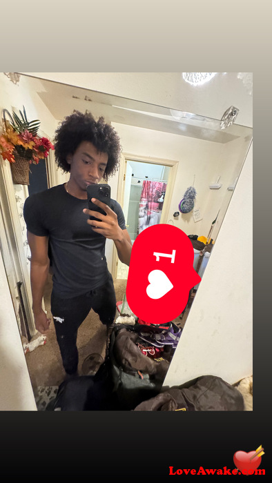 Dmvzrrssw American Man from Roanoke
