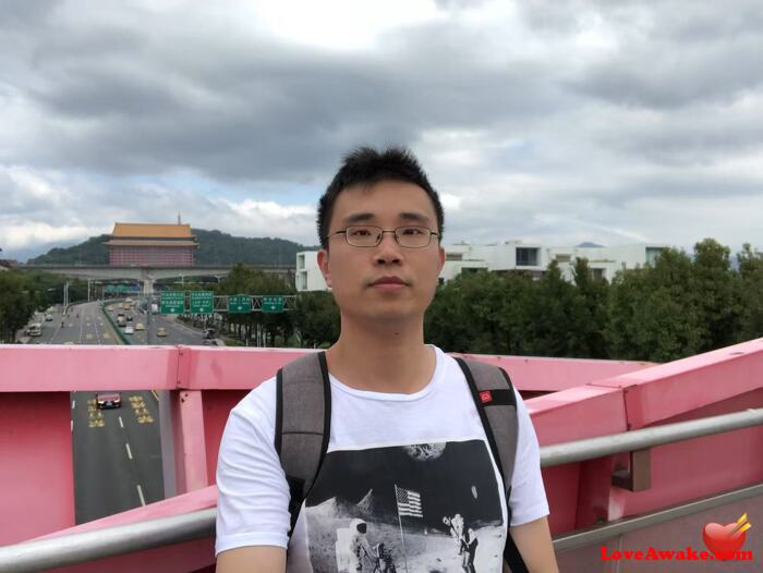 FredYuan Chinese Man from Shanghai