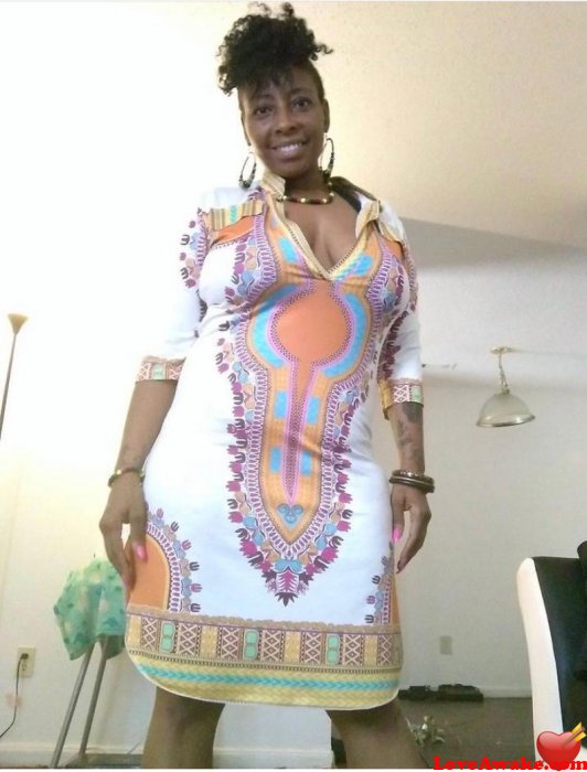 CaliforniaGurl Bahamian Woman from Freeport, Grand Bahama