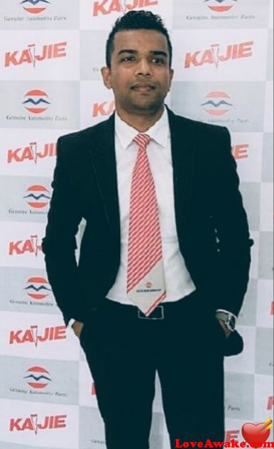 mdkn Sri Lankan Man from Colombo