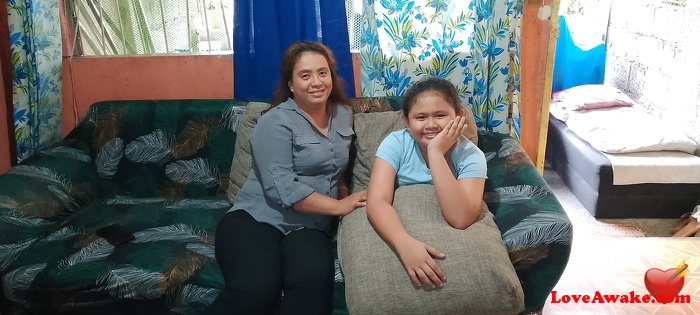 Fangurl Filipina Woman from Cavite, Luzon