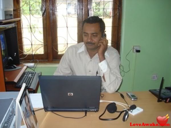 wariz Sri Lankan Man from Colombo