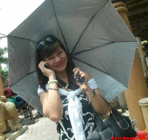 rowenacariaga Filipina Woman from Tarlac, Luzon
