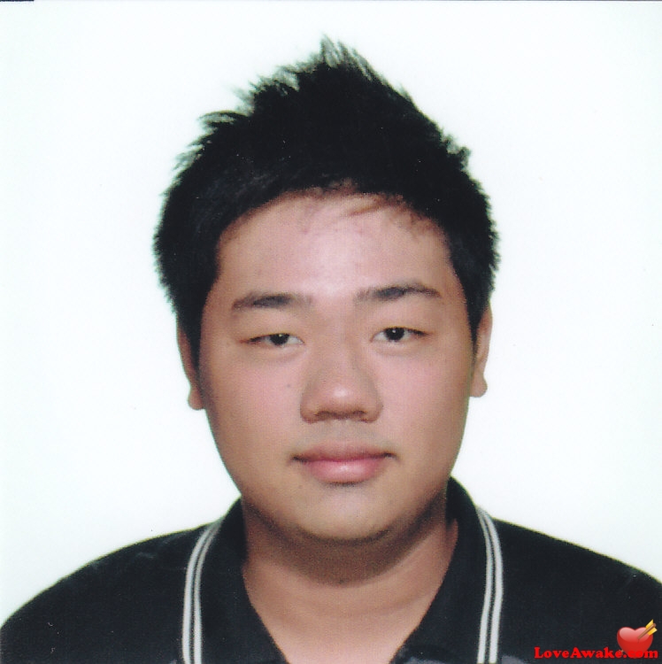 shoaoki Filipina Man from Cavite, Luzon