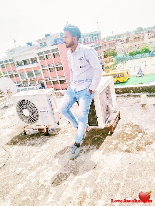 Abrar7447 Indian Man from Kashipur