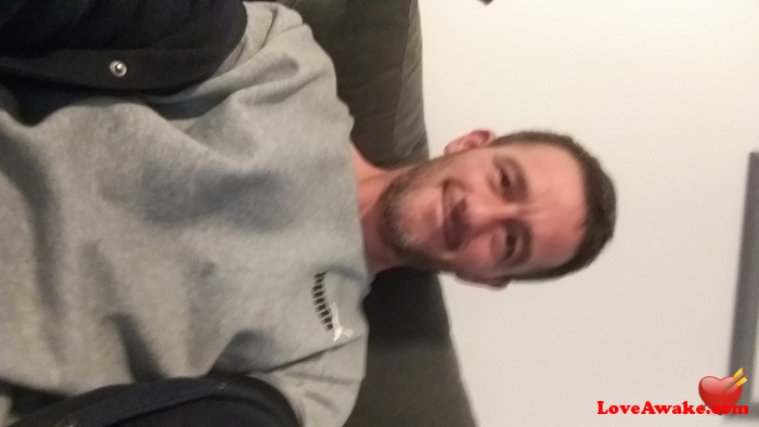 Jameso1982 UK Man from London