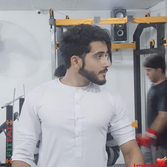 Faaizkhanu Pakistani Man from Islamabad