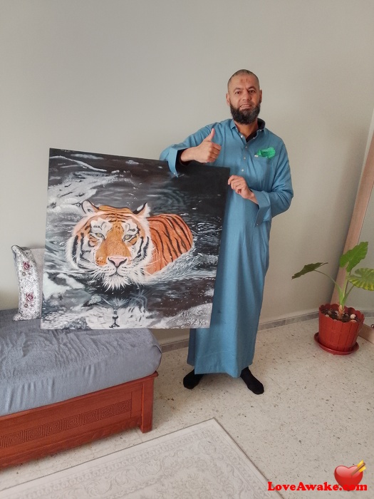 KingMan7 Algerian Man from Tenes