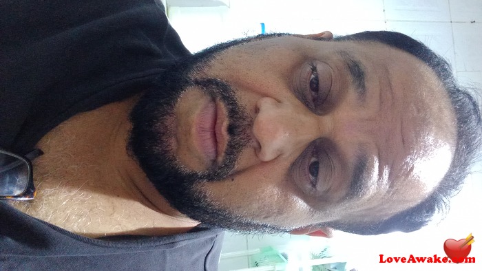 Fmyog UAE Man from Sharjah