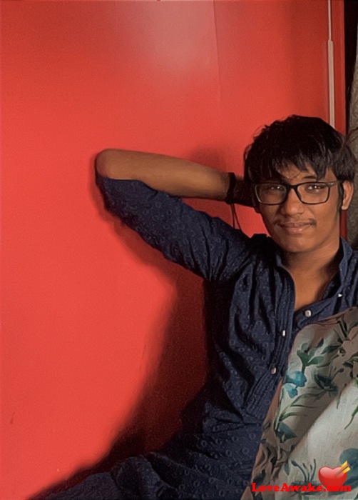 Bigtool22 Indian Man from Kolkata (ex Calcutta)