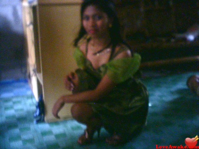 jela15 Filipina Woman from Batangas, Luzon