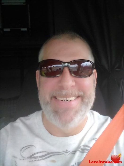 Keepingitreal21 American Man from Columbus