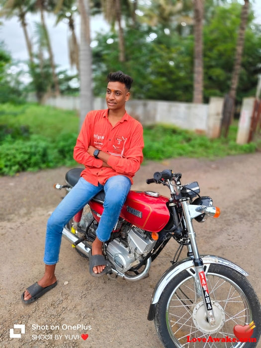 Yuvraj0 Indian Man from Pune