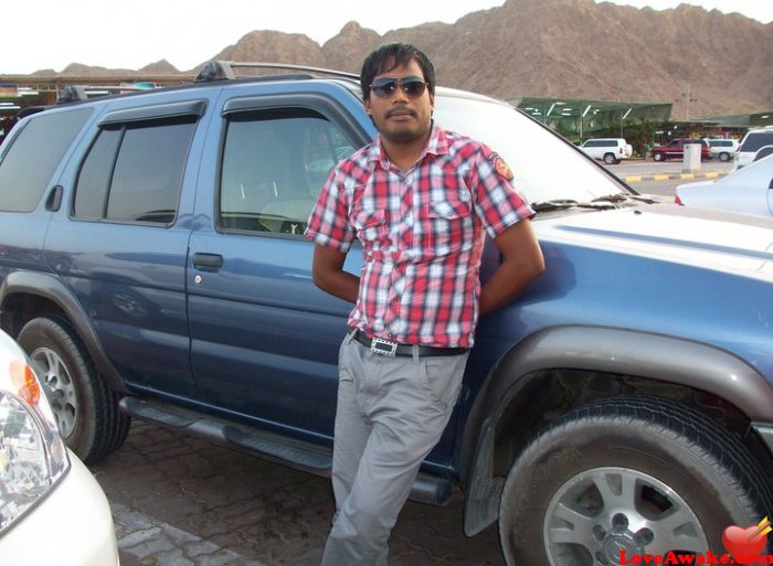 debu01 UAE Man from Ajman