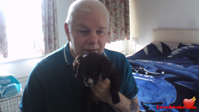 flirtbox UK Man from Horsham