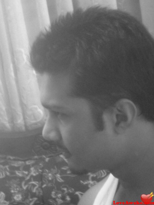 JAXXI Pakistani Man from Karachi