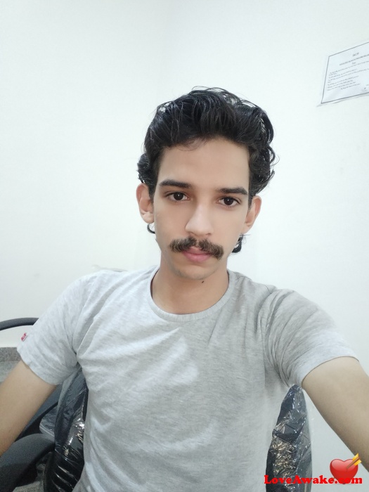 Youssef114 Egyptian Man from Cairo = El Qahira (= Cairo)