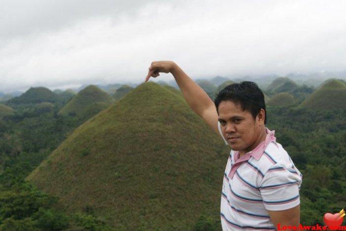 Nashab Filipina Man from Sultan Kudarat/Dadiangas